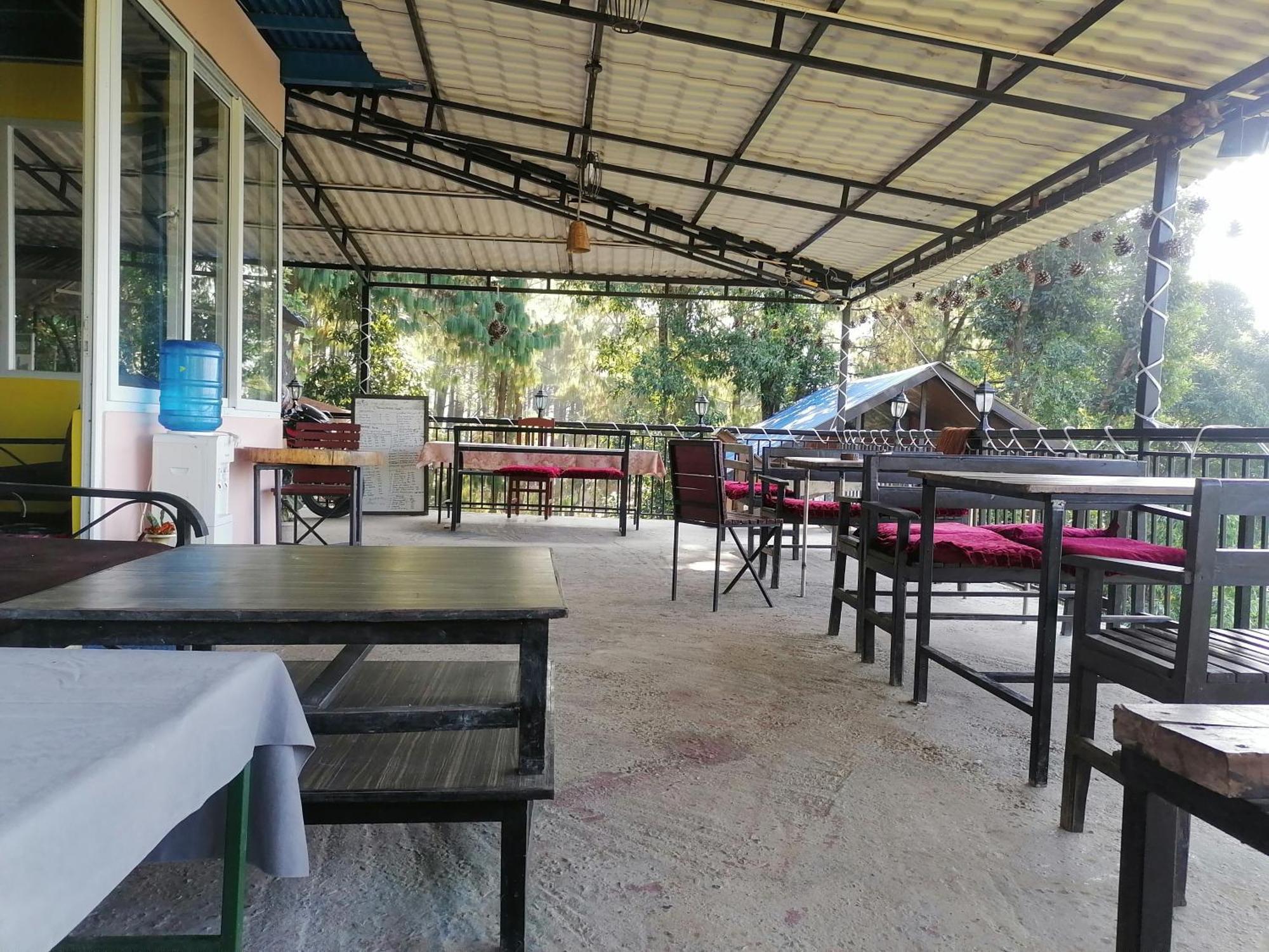 Jungle Crown Organic Homestay Nagarkot Buitenkant foto