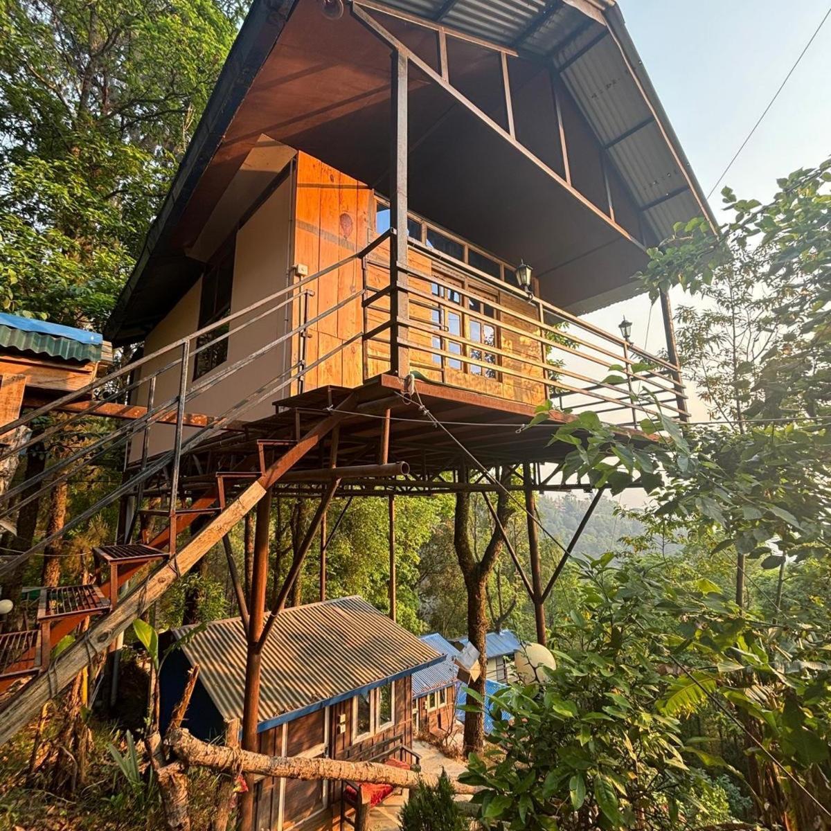 Jungle Crown Organic Homestay Nagarkot Buitenkant foto
