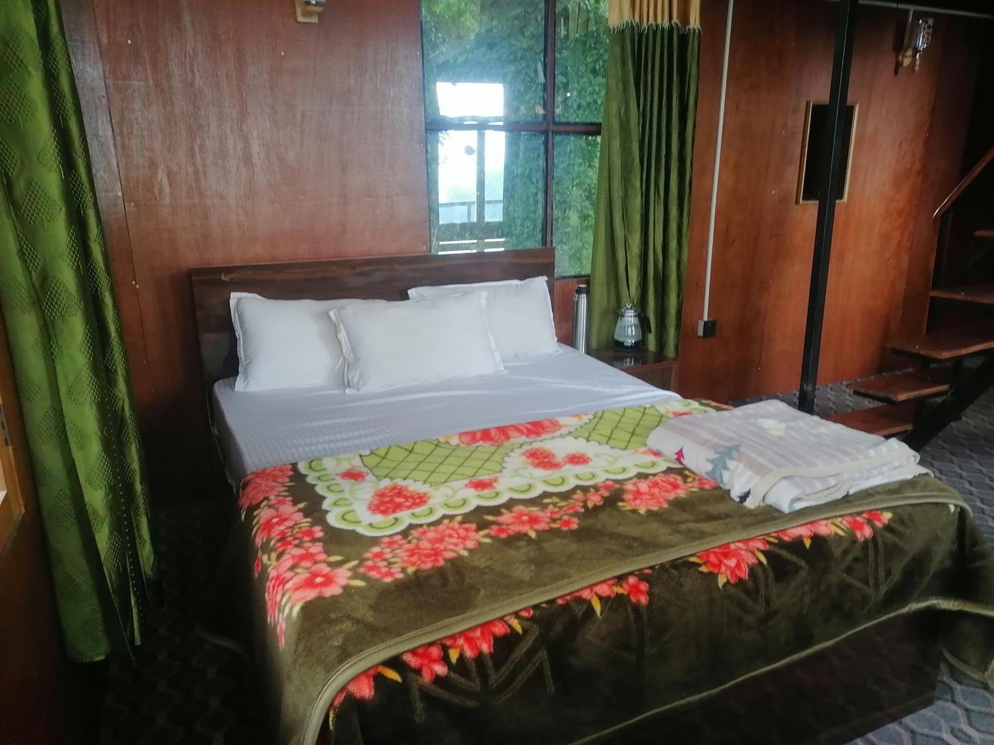 Jungle Crown Organic Homestay Nagarkot Kamer foto