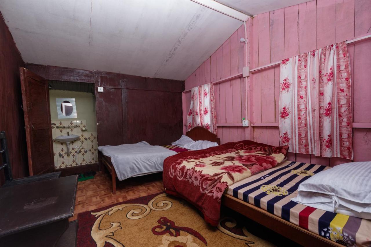 Jungle Crown Organic Homestay Nagarkot Buitenkant foto